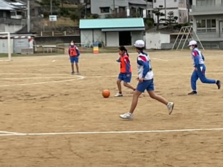 EA8EC66E-BD71-410C-AC89-8AE43D86D63B